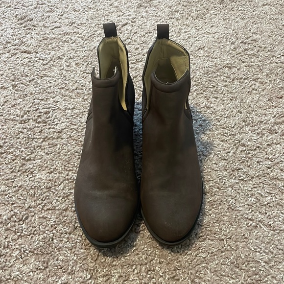 JBU Ankle Booties | Size 8 | Like new | Water Resistant | Memory Foam - Picture 1 of 3
